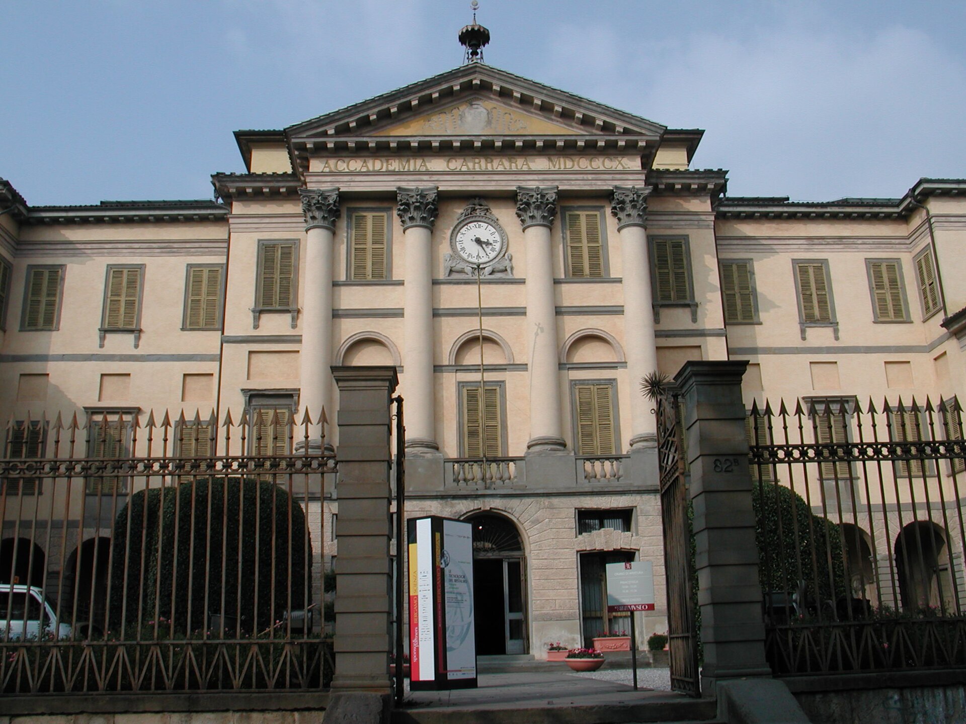 卡拉拉学院